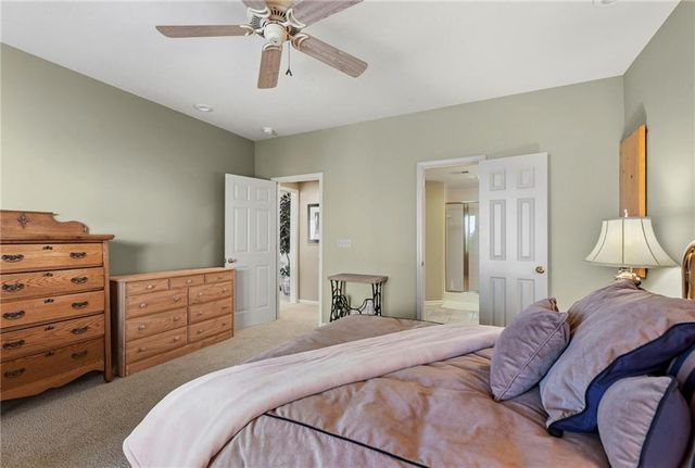 21304 E 37th Terrace Court S, Independence, MO 64057