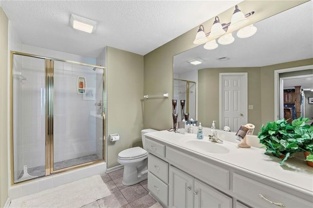 21304 E 37th Terrace Court S, Independence, MO 64057