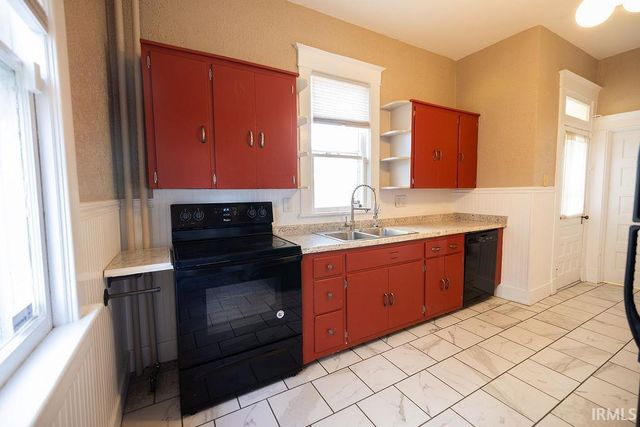 616 E Charles Street, Muncie, IN 47305