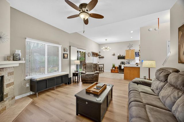 6113 Kifisia Way, Fair Oaks, CA 95628