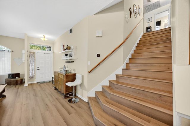 6113 Kifisia Way, Fair Oaks, CA 95628