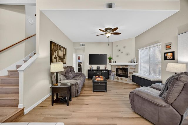 6113 Kifisia Way, Fair Oaks, CA 95628