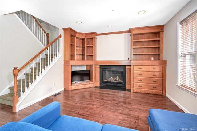 15 Milestone Road, Rye Brook, NY 10573