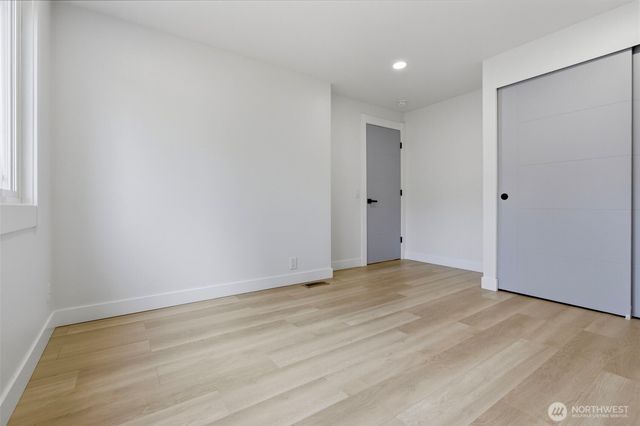 814 NE 185th Street, Shoreline, WA 98155