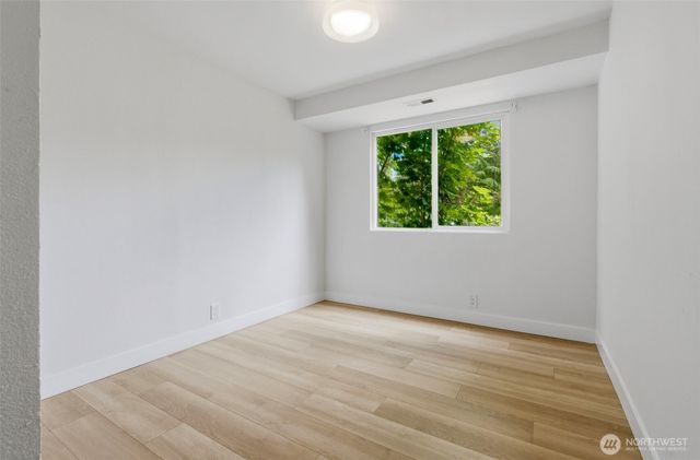 814 NE 185th Street, Shoreline, WA 98155