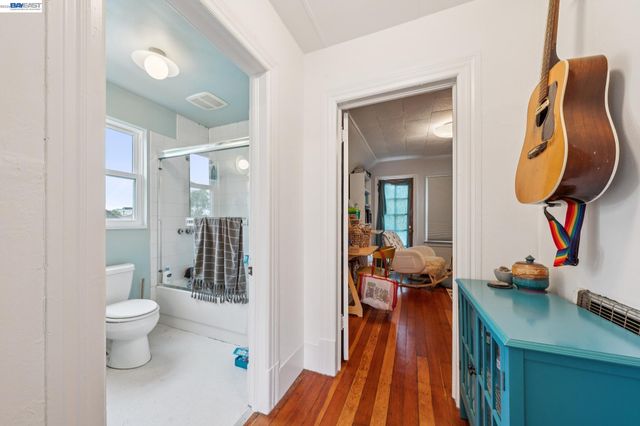 5227 LOCKSLEY AVENUE, Oakland, CA 94618