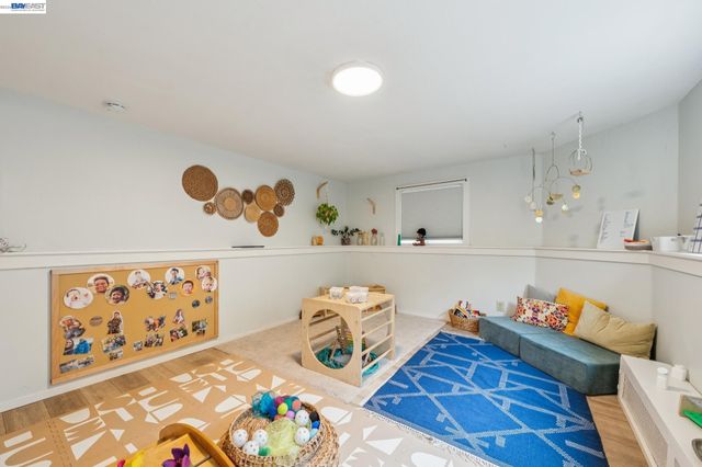 5227 LOCKSLEY AVENUE, Oakland, CA 94618