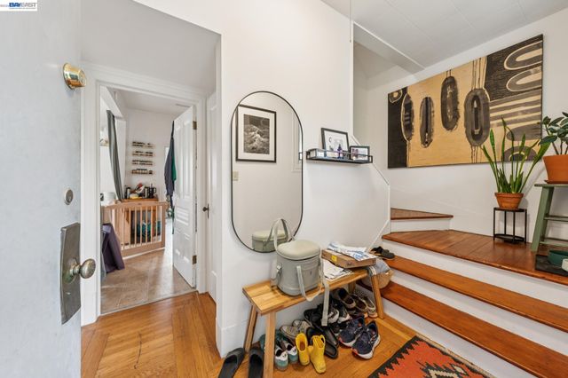 5227 LOCKSLEY AVENUE, Oakland, CA 94618