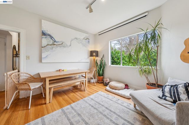 5227 LOCKSLEY AVENUE, Oakland, CA 94618