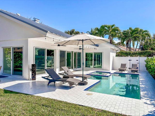 228 Ridge Road, Jupiter, FL 33477