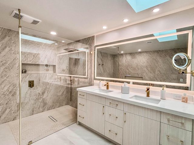 228 Ridge Road, Jupiter, FL 33477