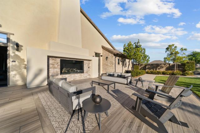 39392 Corvina Ln, Temecula, CA 92591