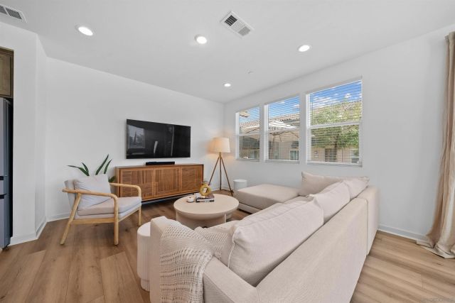 39392 Corvina Ln, Temecula, CA 92591
