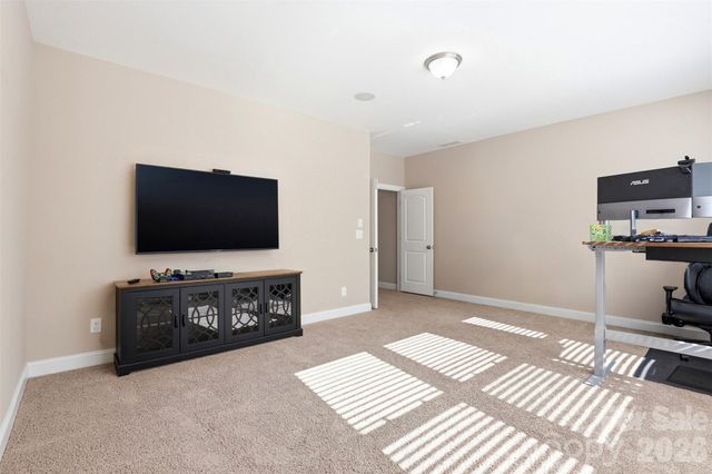 2020 Madeira Circle, Waxhaw, NC 28173