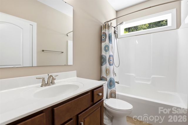 2020 Madeira Circle, Waxhaw, NC 28173