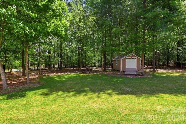 2020 Madeira Circle, Waxhaw, NC 28173