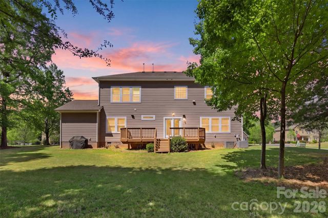 2020 Madeira Circle, Waxhaw, NC 28173