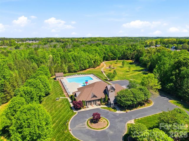 2020 Madeira Circle, Waxhaw, NC 28173