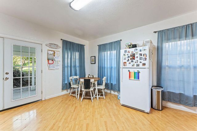 202 Oak Street, Anderson, MO 64831