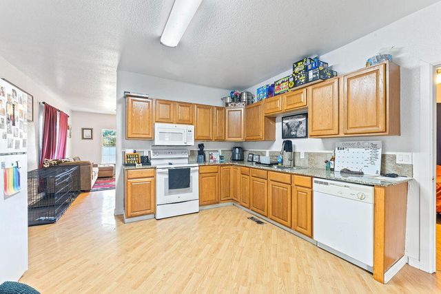 202 Oak Street, Anderson, MO 64831