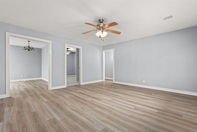 3314 1st Avenue S, Texas City, TX 77590