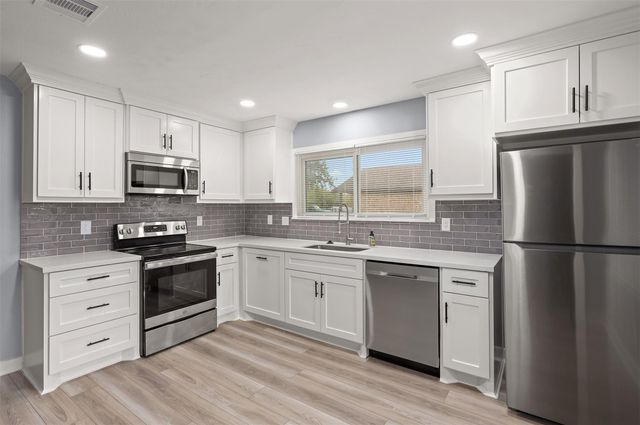 3314 1st Avenue S, Texas City, TX 77590