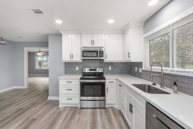 3314 1st Avenue S, Texas City, TX 77590