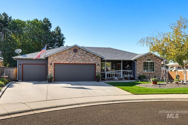 723 Roberts Ave, Nampa, ID 83651 property photo