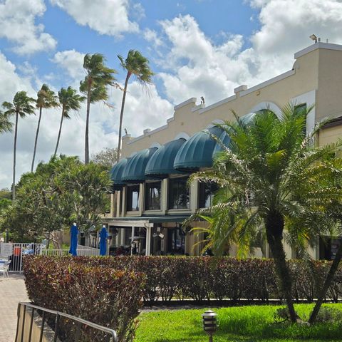 9440 Live Oak Place, Davie, FL 33324