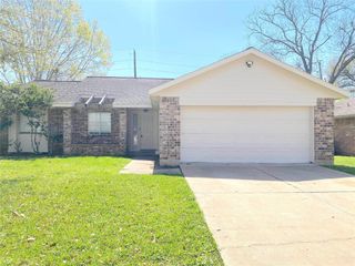 2414 Woven Wood Lane, Richmond, TX 77406