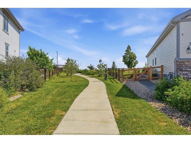 3798 Keplinger Lake Dr, Loveland, CO 80538