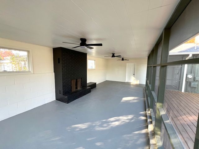 1630 Jonathan Avenue, Rockford, IL 61103