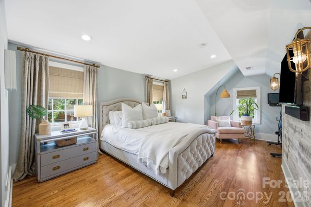 1726 S Mint Street, Charlotte, NC 28203