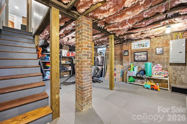 1726 S Mint Street, Charlotte, NC 28203