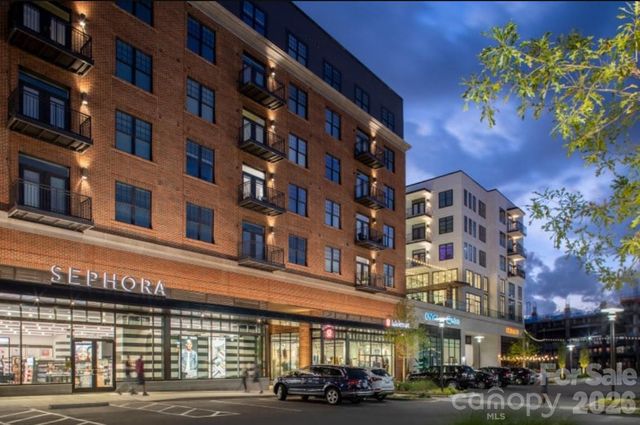 1726 S Mint Street, Charlotte, NC 28203