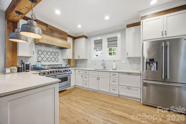 1726 S Mint Street, Charlotte, NC 28203