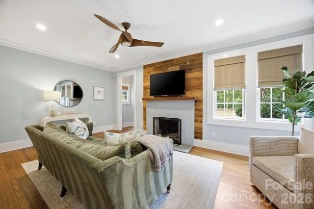 1726 S Mint Street, Charlotte, NC 28203