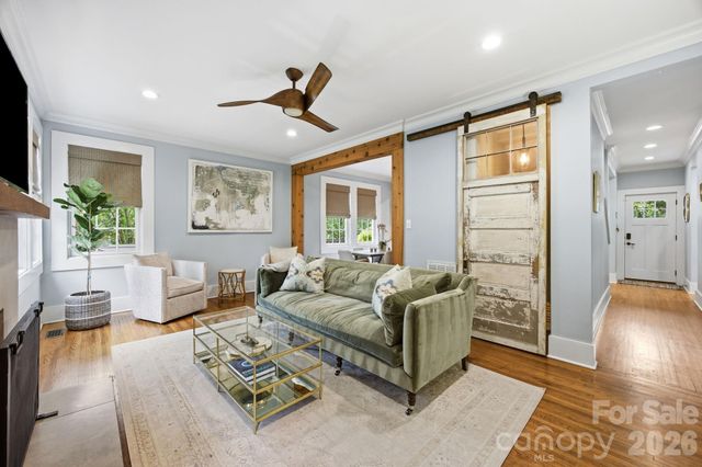 1726 S Mint Street, Charlotte, NC 28203