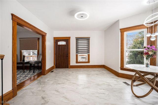 33895 Lorain Road, North Ridgeville, OH 44039