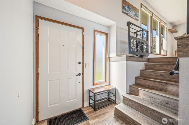 932 CRAWFORD Avenue, Wenatchee, WA 98801