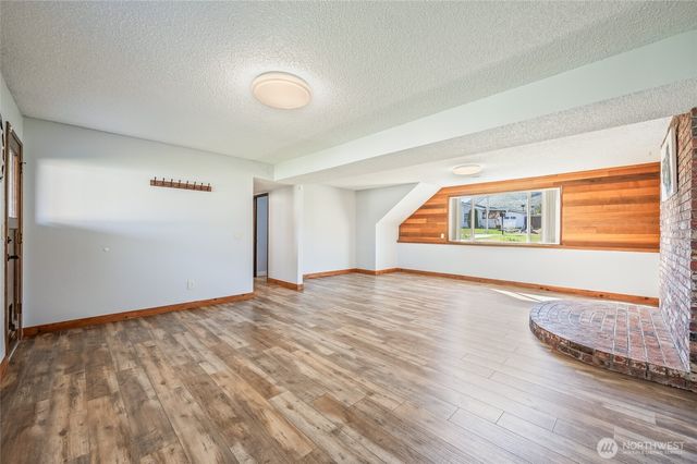 932 CRAWFORD Avenue, Wenatchee, WA 98801