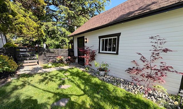 311 Cherry Street, Blaine, WA 98230