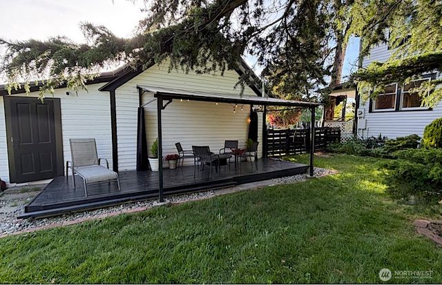 311 Cherry Street, Blaine, WA 98230