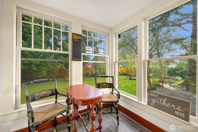 311 Cherry Street, Blaine, WA 98230