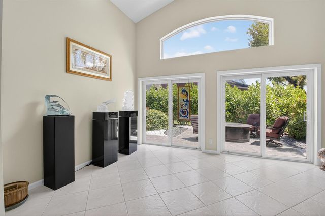7317 Amber Falls Lane, Boynton Beach, FL 33437