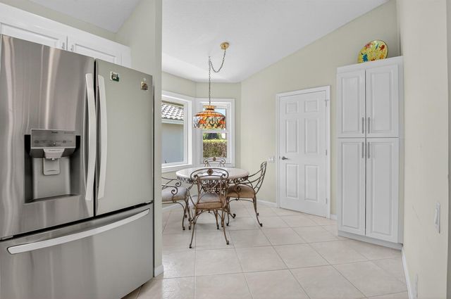 7317 Amber Falls Lane, Boynton Beach, FL 33437