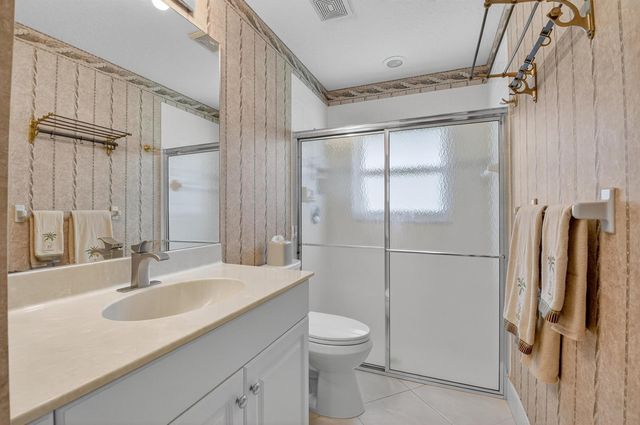 7317 Amber Falls Lane, Boynton Beach, FL 33437