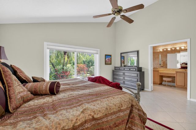 7317 Amber Falls Lane, Boynton Beach, FL 33437