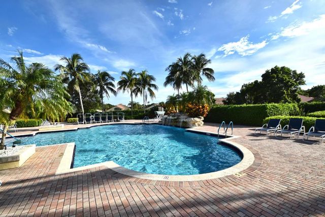 7317 Amber Falls Lane, Boynton Beach, FL 33437