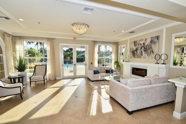 7317 Amber Falls Lane, Boynton Beach, FL 33437